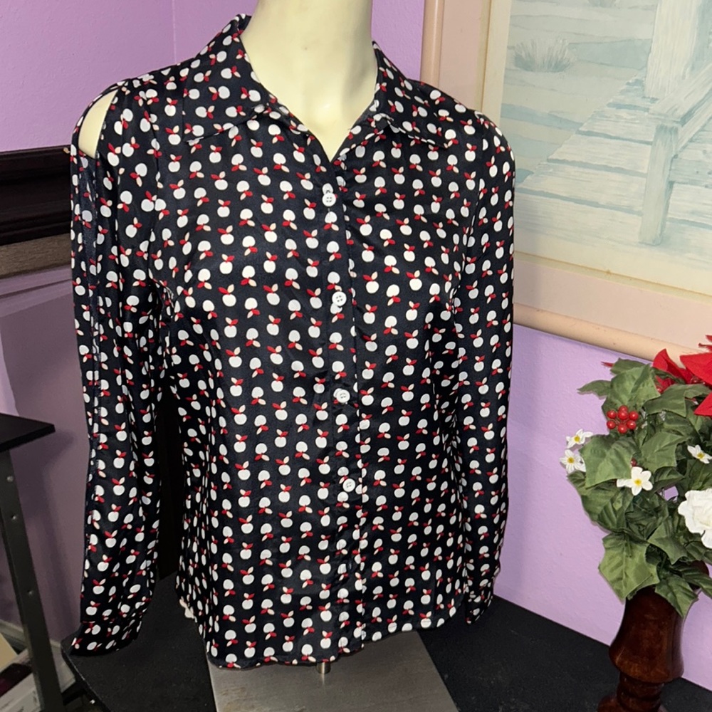 Button Down Graphic Long Sleeve Blouse - small size
